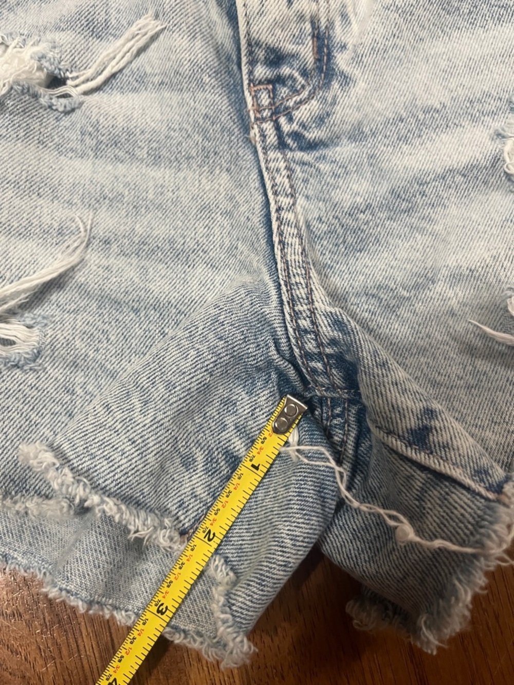 American Eagle Outfitters Light Denim Shorts distressed jeans shorts Sz 4 #933 - Picture 8 of 8